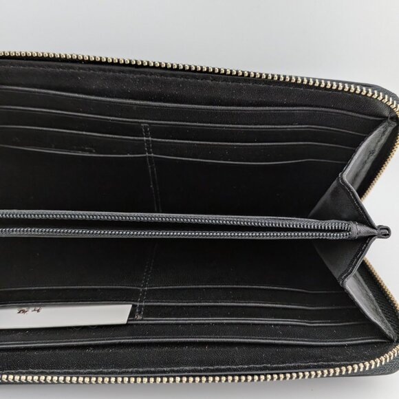 Coach Women's wallet/wristlet black leather - authentic - Picture 4 of 5